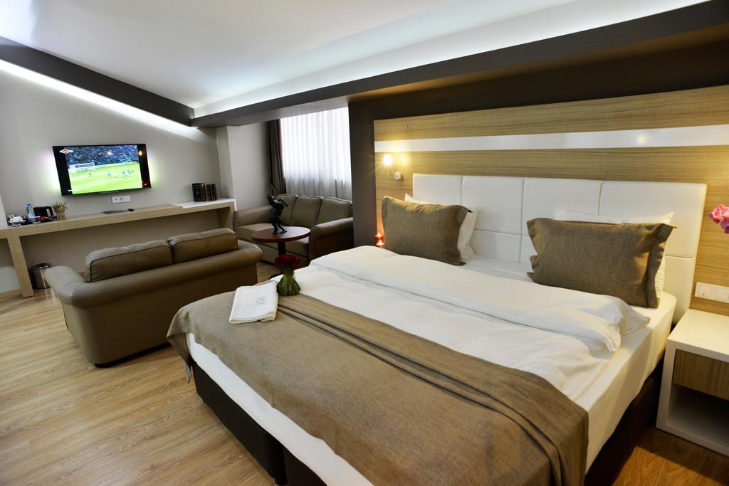 Arus Hotel Eskişehir Esterno foto