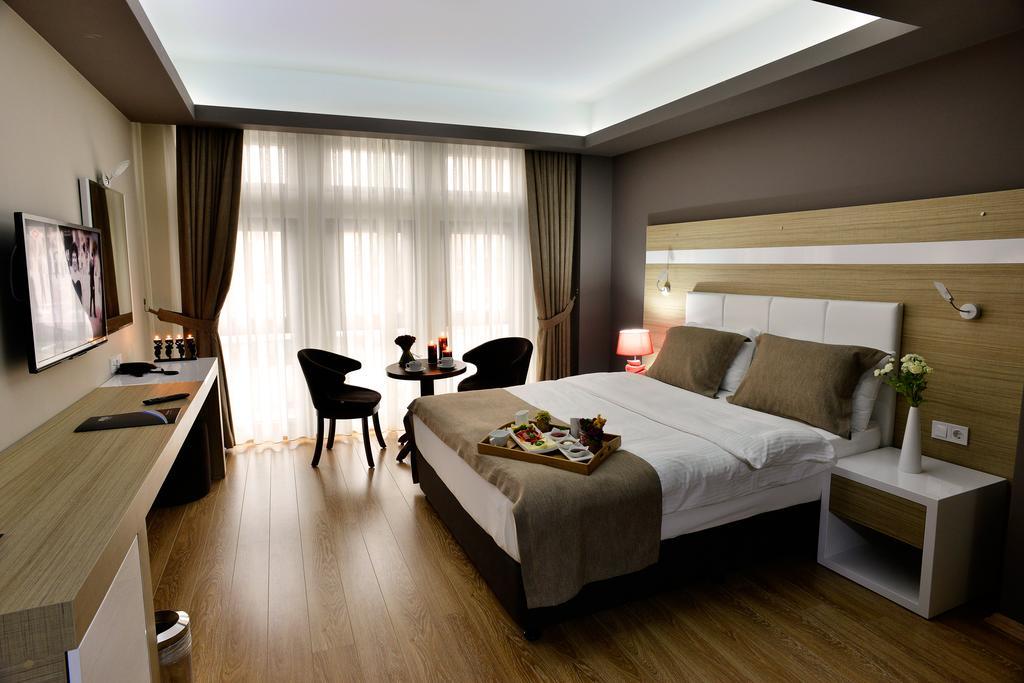 Arus Hotel Eskişehir Esterno foto